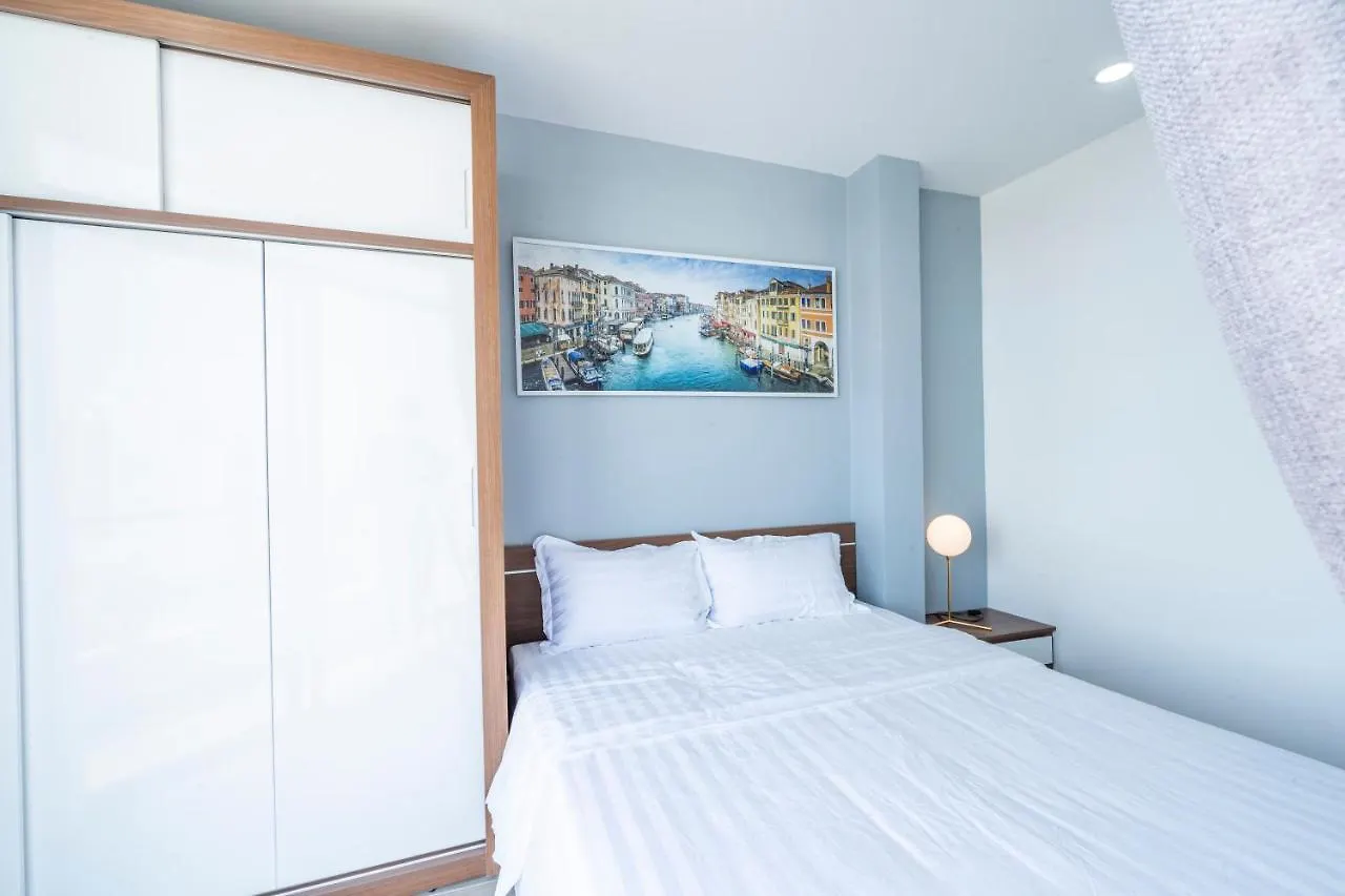Hoang Anh Hotel & Apartment Nhatrang Nha Trang 3*,